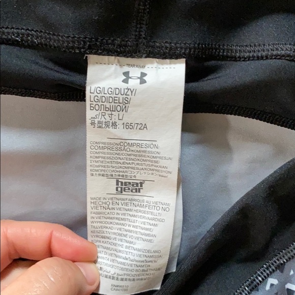 Women’s under armour workout leggings - Picture 3 of 4